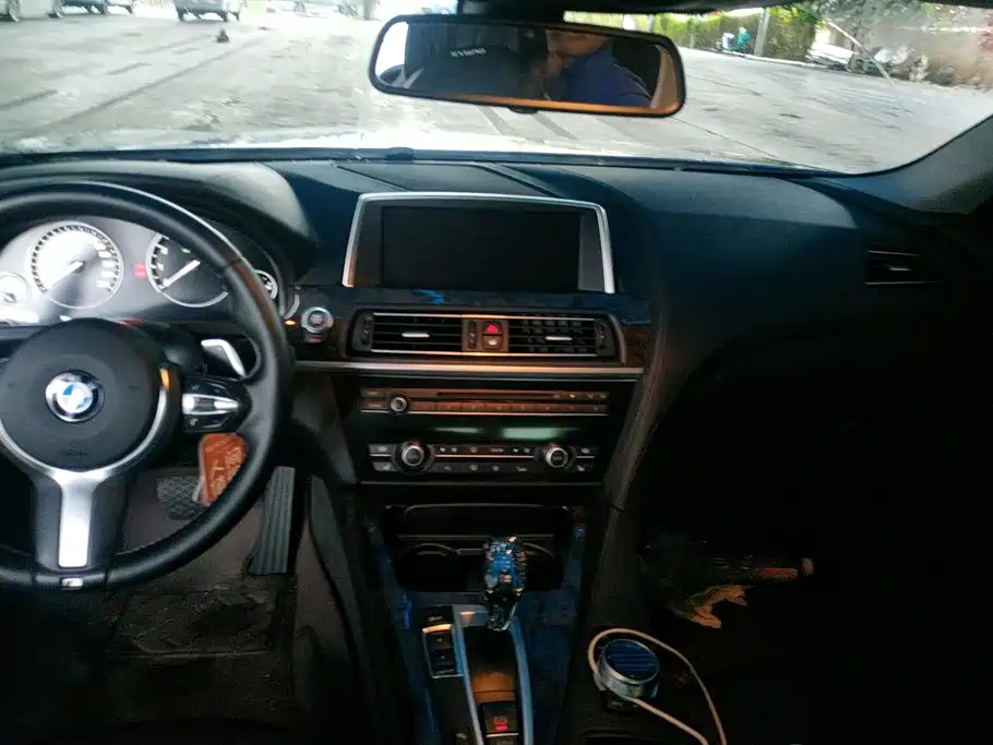 BMW 6 Series — миниатюра 13