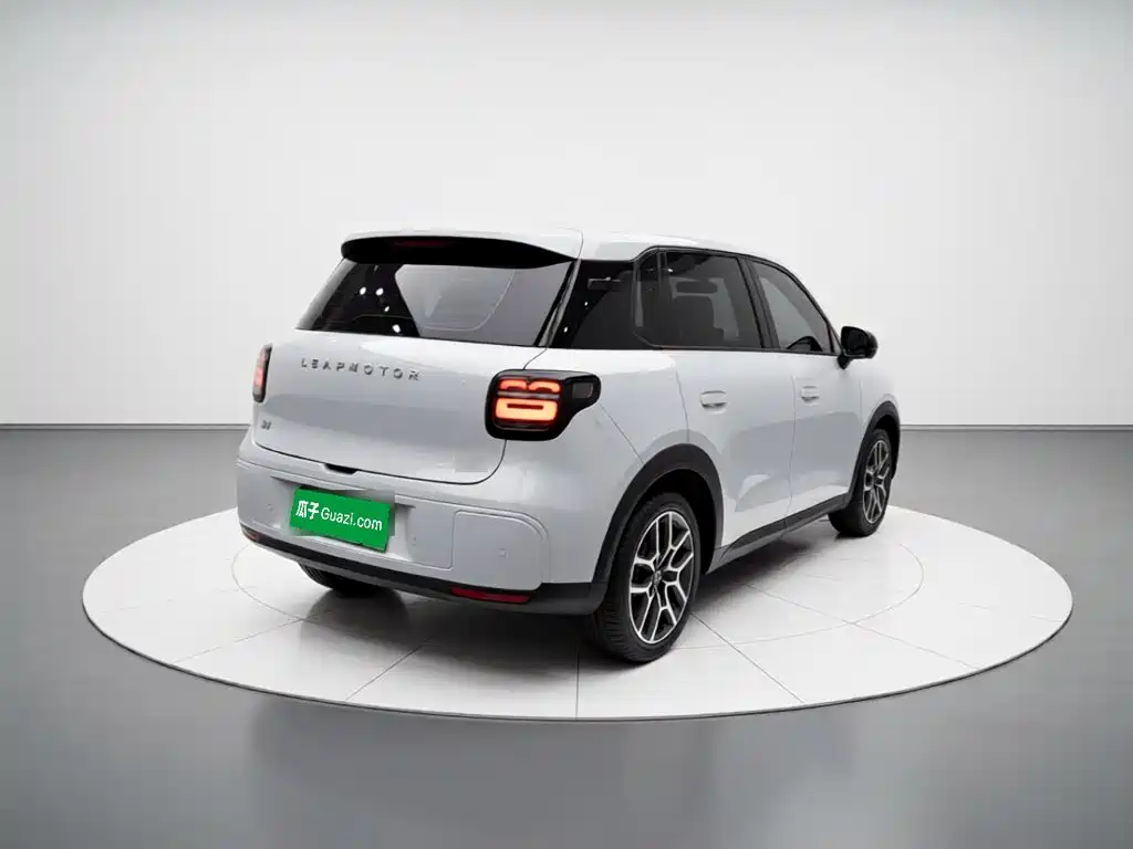 Leapmotor Leapmotor A10 — миниатюра 6