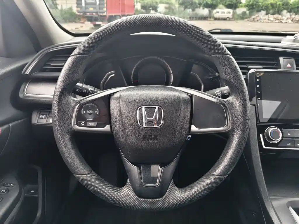 Honda Civic — миниатюра 14