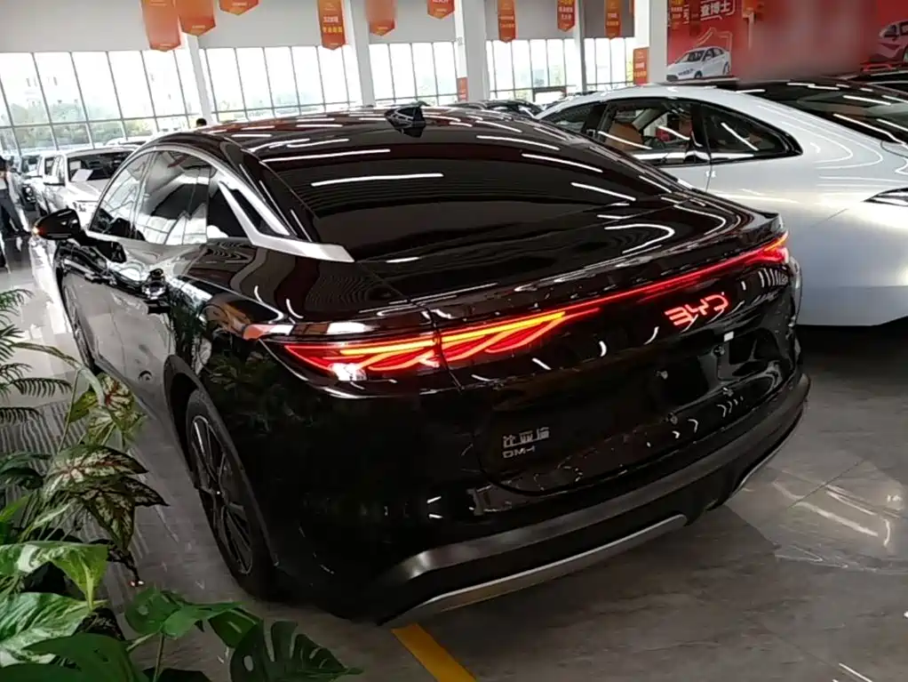 BYD Han L — миниатюра 5