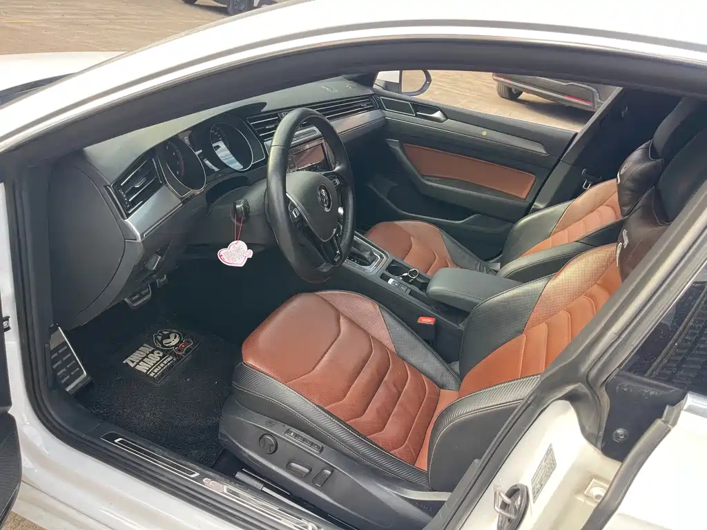 Volkswagen CC — миниатюра 9