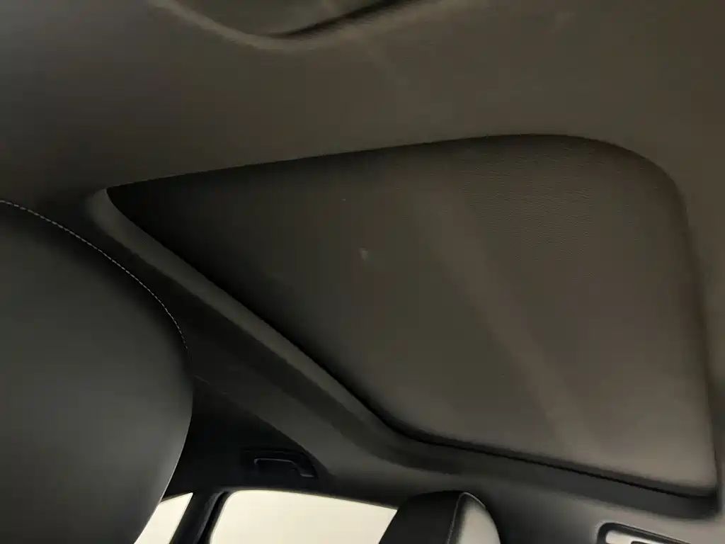Audi A6L — миниатюра 12