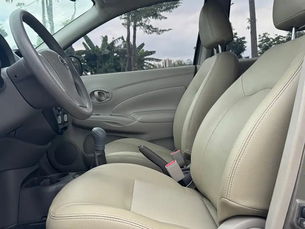 Nissan Sunny 1.5XE Manual Comfort Edition, фото 4