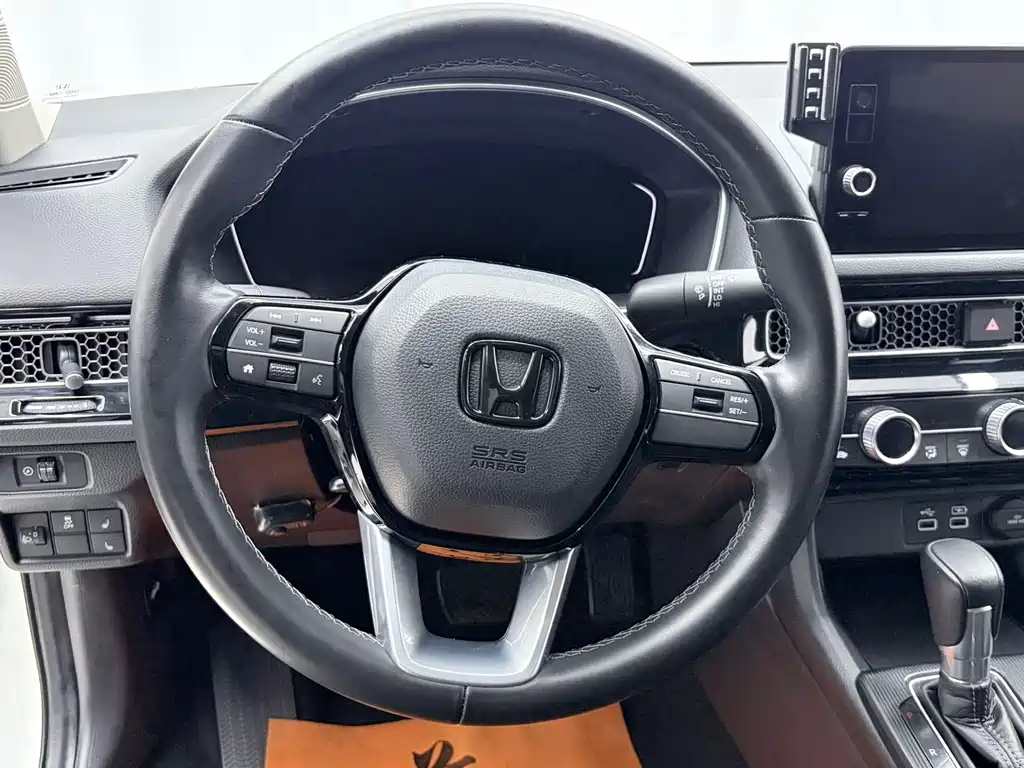 Honda Civic — миниатюра 10