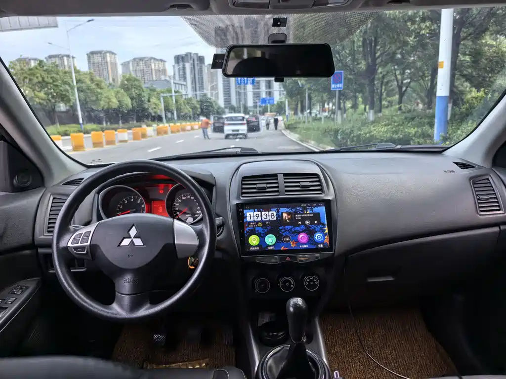 Mitsubishi ASX — миниатюра 6