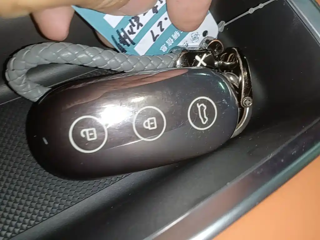 Li Auto Li L6 — миниатюра 9
