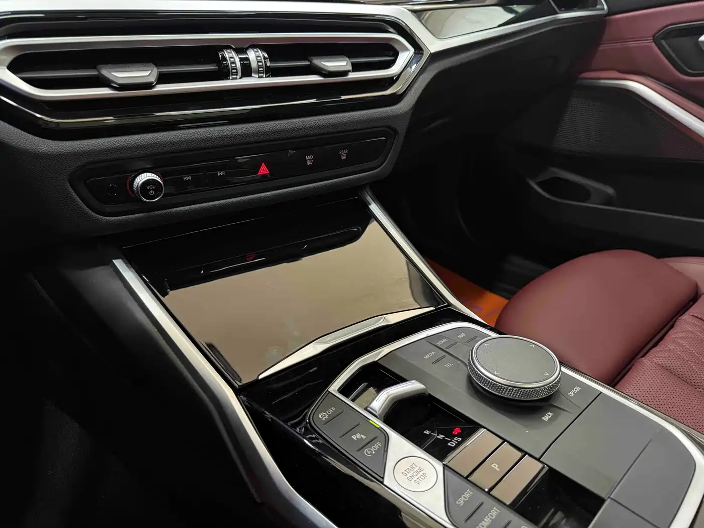 BMW 3 series 2022 Черный из Китая