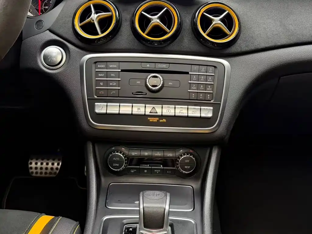 Mercedes-Benz CLA AMG — миниатюра 18