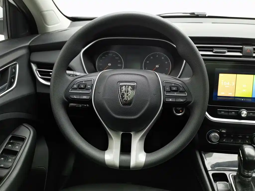 Roewe RX3 — миниатюра 11