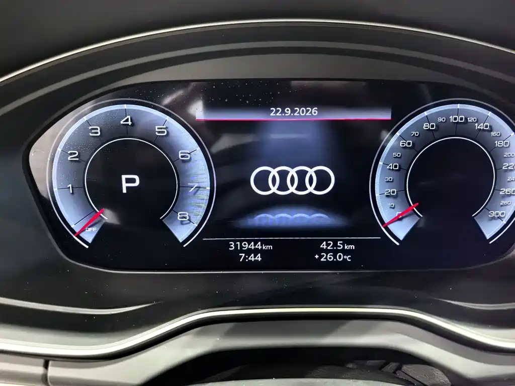 Audi Q5L Sportback — миниатюра 10