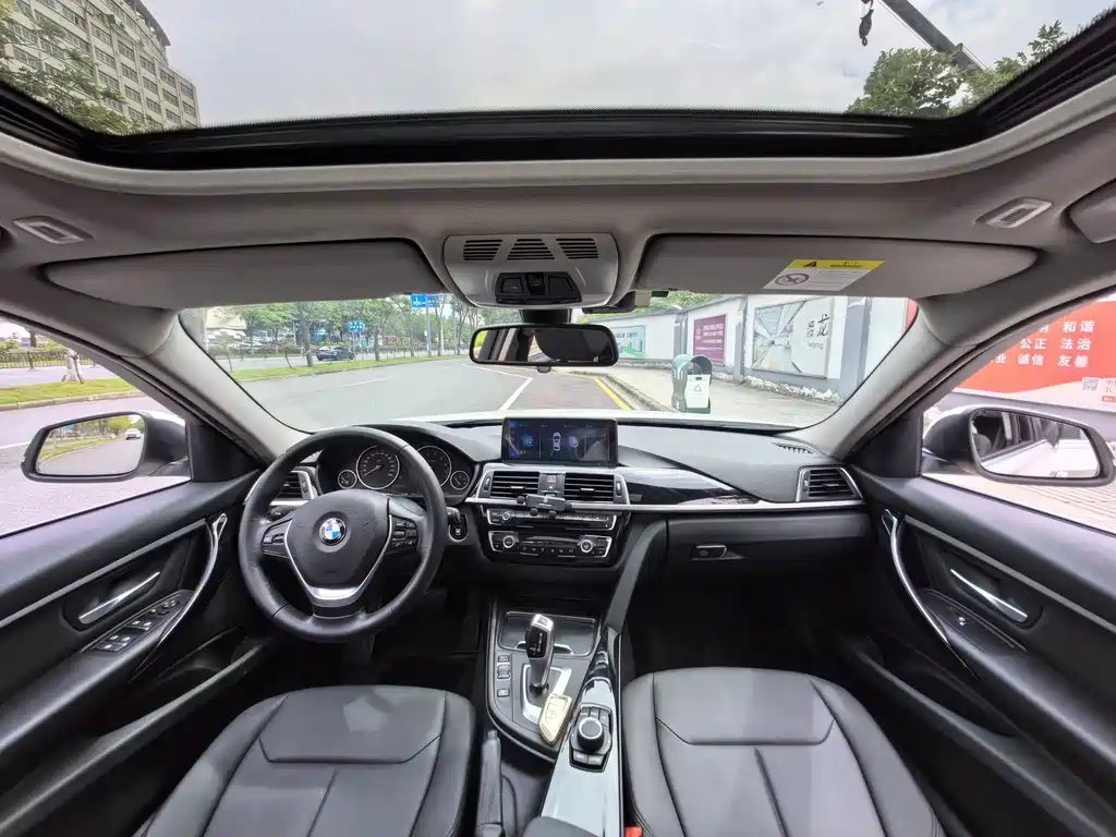 BMW 3 Series — миниатюра 13