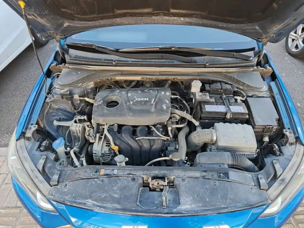 Hyundai Elantra — миниатюра 20