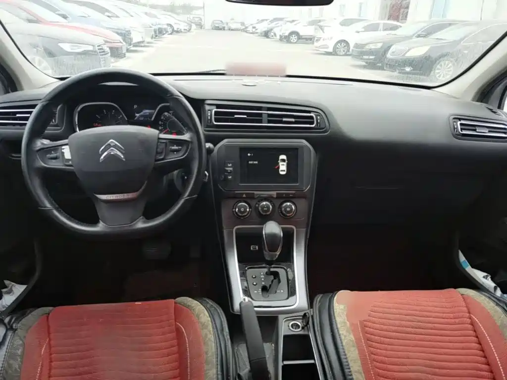 Citroen C4 — миниатюра 10