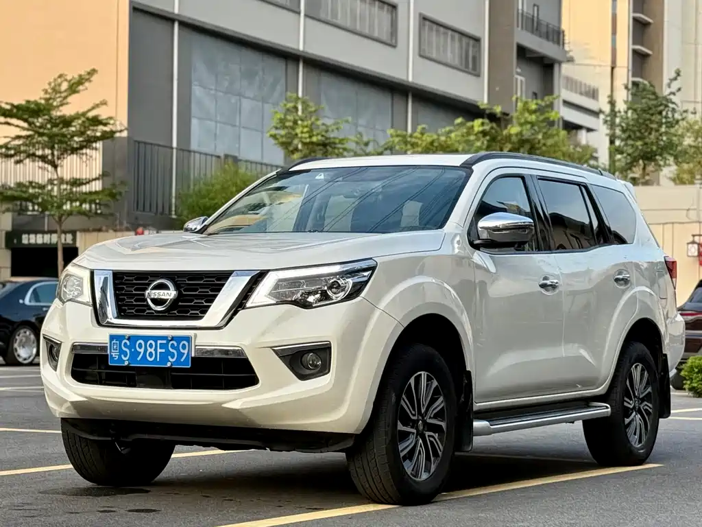 Nissan Terra 2018 2.5L AT Flagship