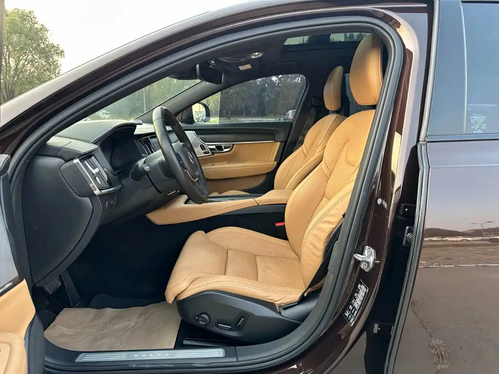Volvo V90 — миниатюра 9