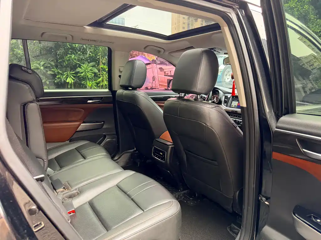 GAC Motor GS8 320T 2WD Luxury Connected Edition （ 7-seat ）, фото 7