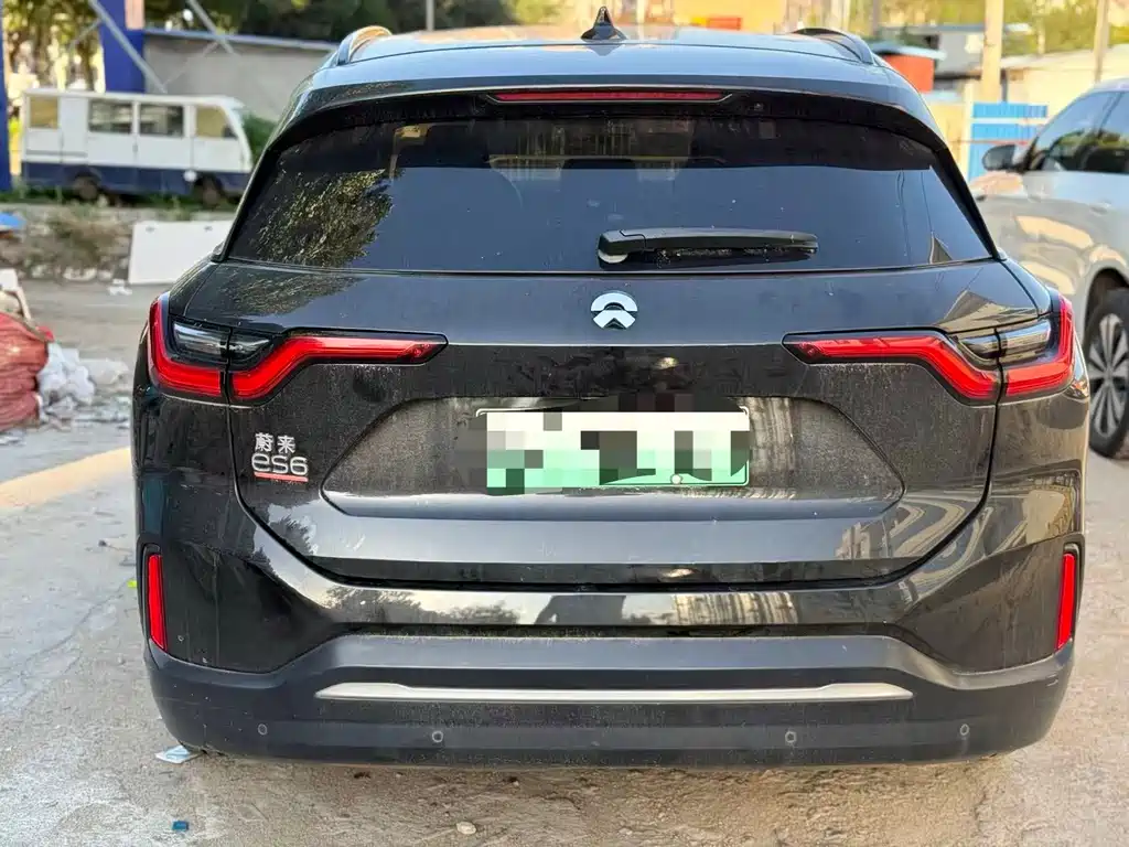 NIO ES6 — миниатюра 5