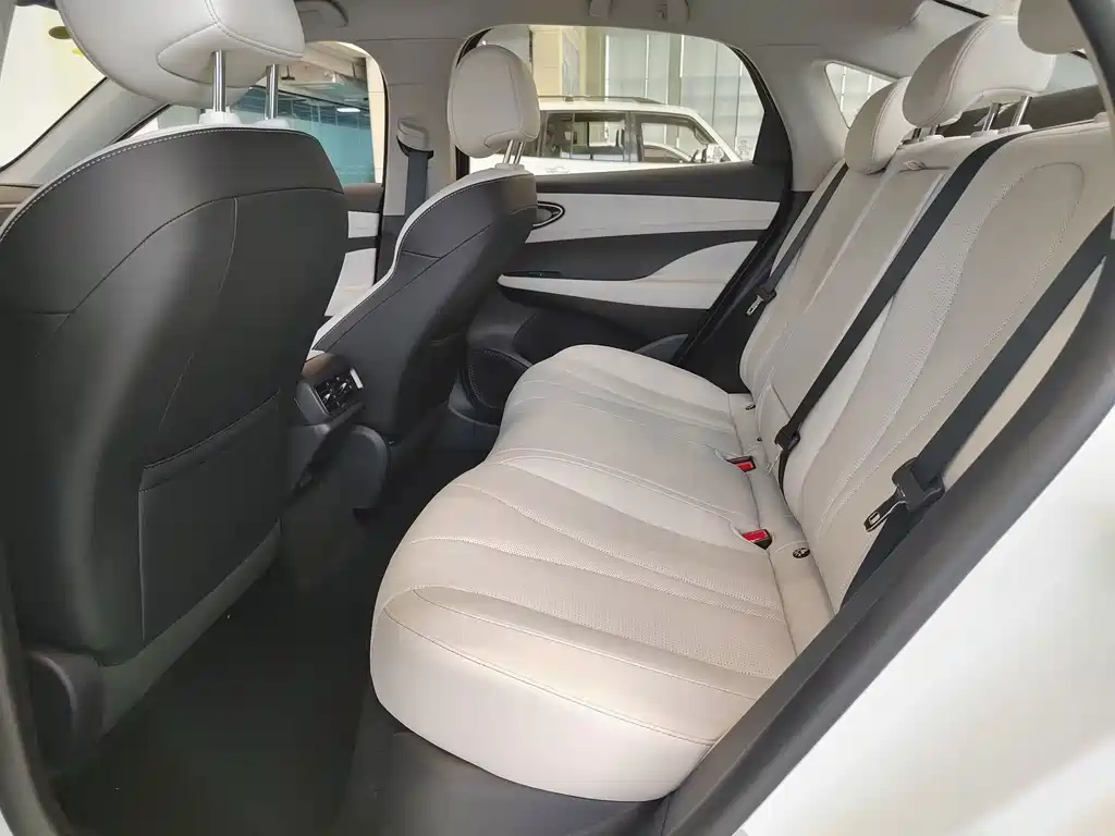 BYD Seal 05 DM-i — миниатюра 11