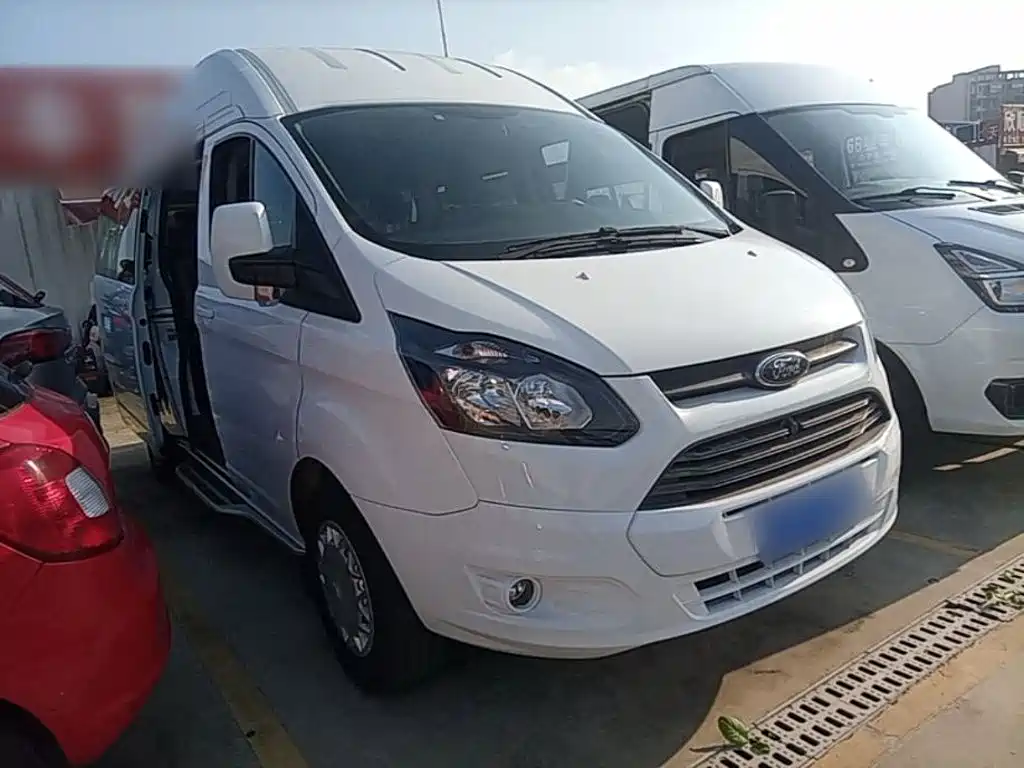 Ford Transit — миниатюра 4