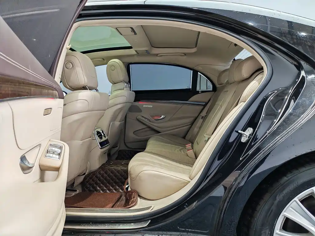 Mercedes-Benz S-Class — миниатюра 12
