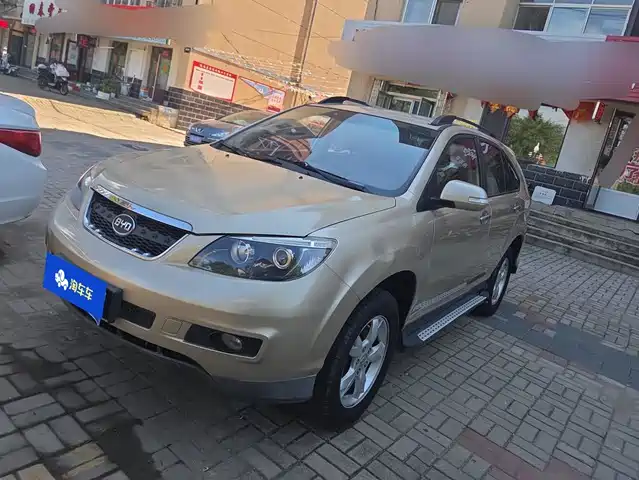 2014 BYD S6