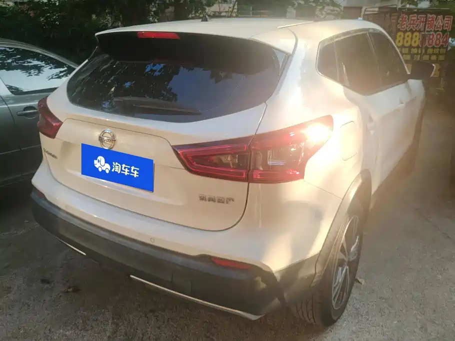Nissan Qashqai — миниатюра 3