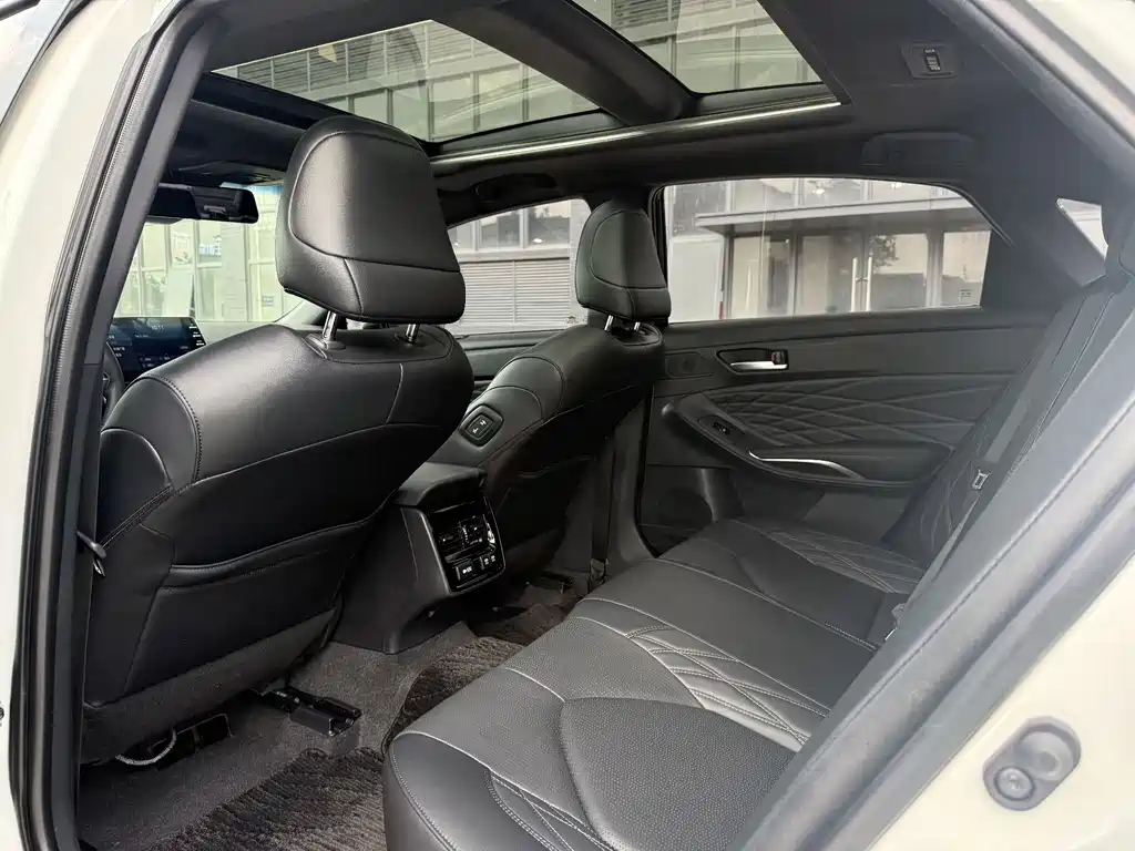 Toyota Avalon 2019 2.5L Touring Luxury VI