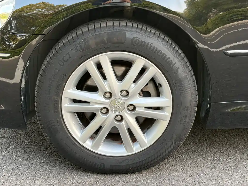 Toyota Reiz — миниатюра 13