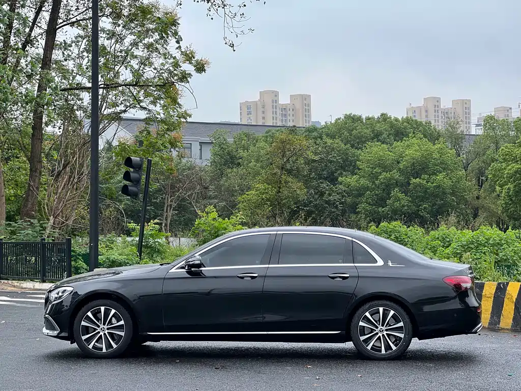 Mercedes-Benz E-Class New Energy — миниатюра 4