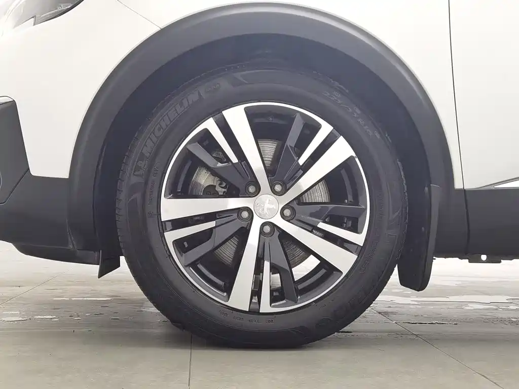 Peugeot 5008 — миниатюра 17