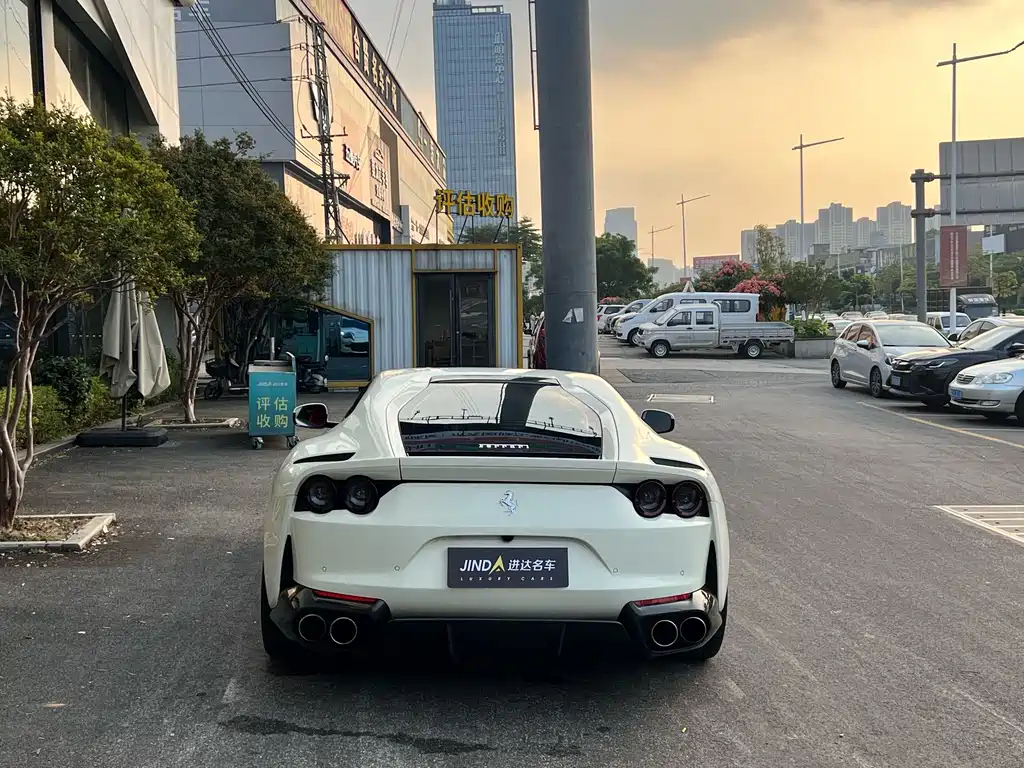 Ferrari 812 — миниатюра 13