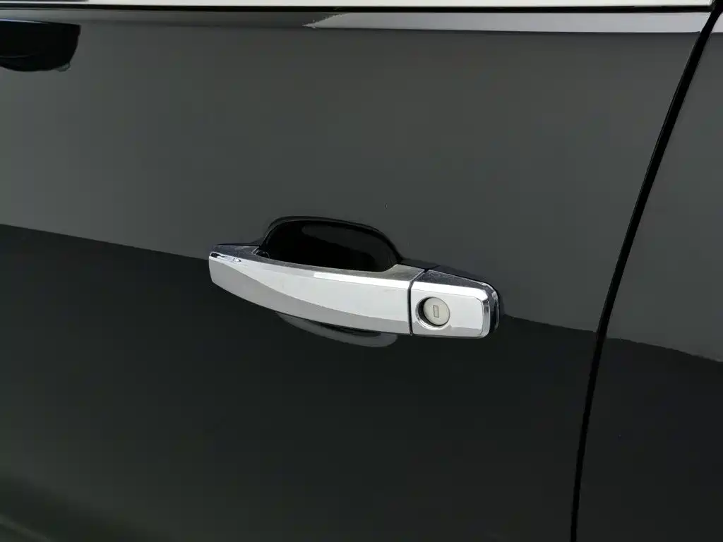 Chevrolet Malibu — миниатюра 18