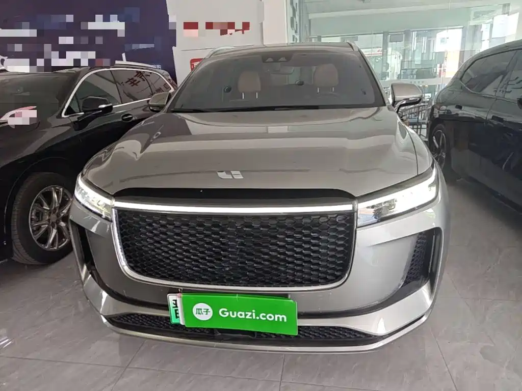Li Auto ONE 2020 6 мест