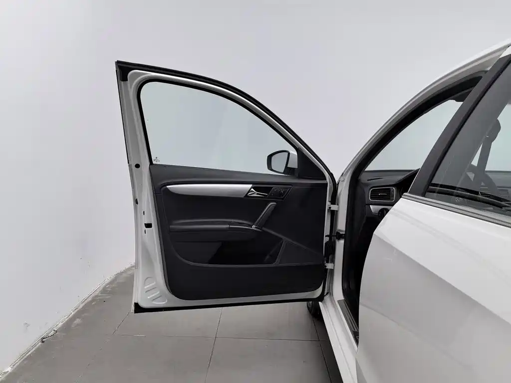 Volkswagen Gran Lavida — миниатюра 8