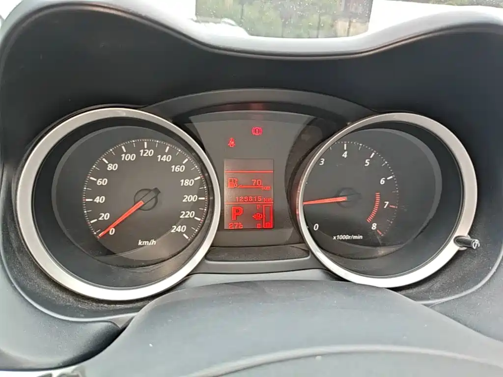 Mitsubishi Lancer EX — миниатюра 12