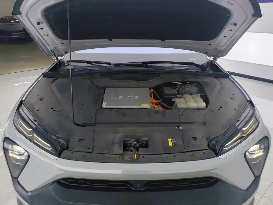 NIO EC6 — миниатюра 10