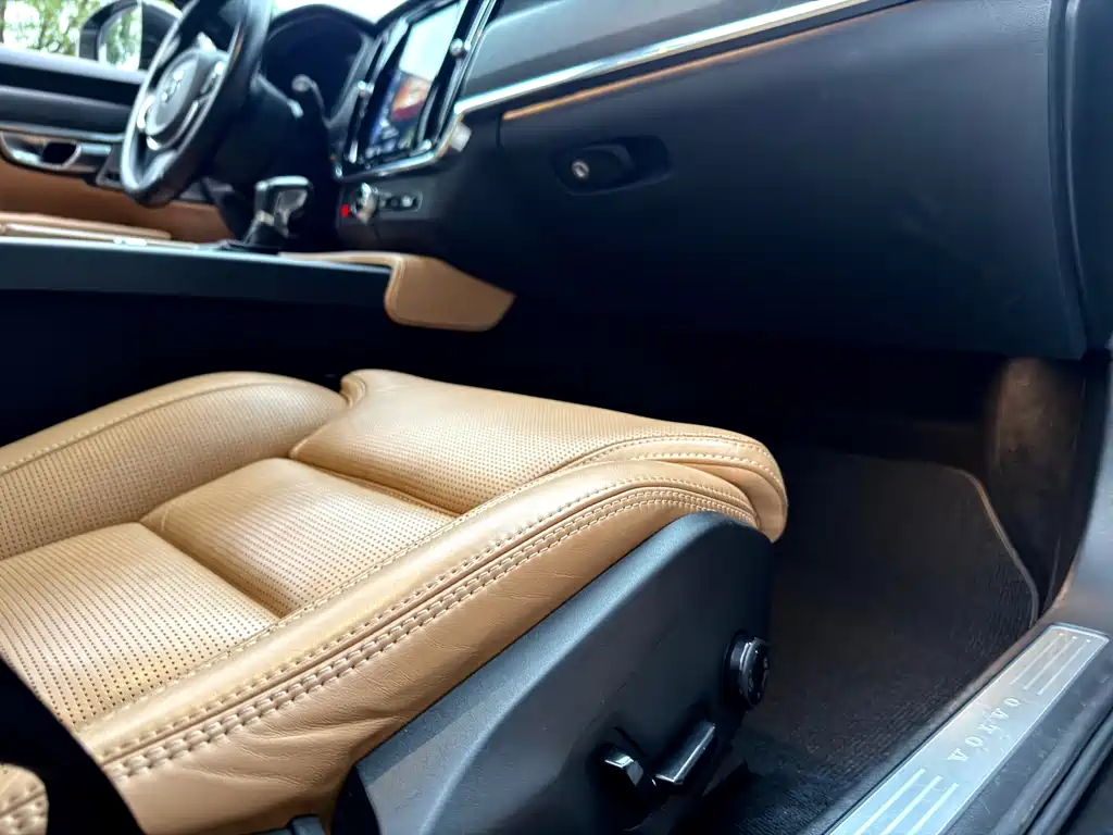 Volvo V90 — миниатюра 12