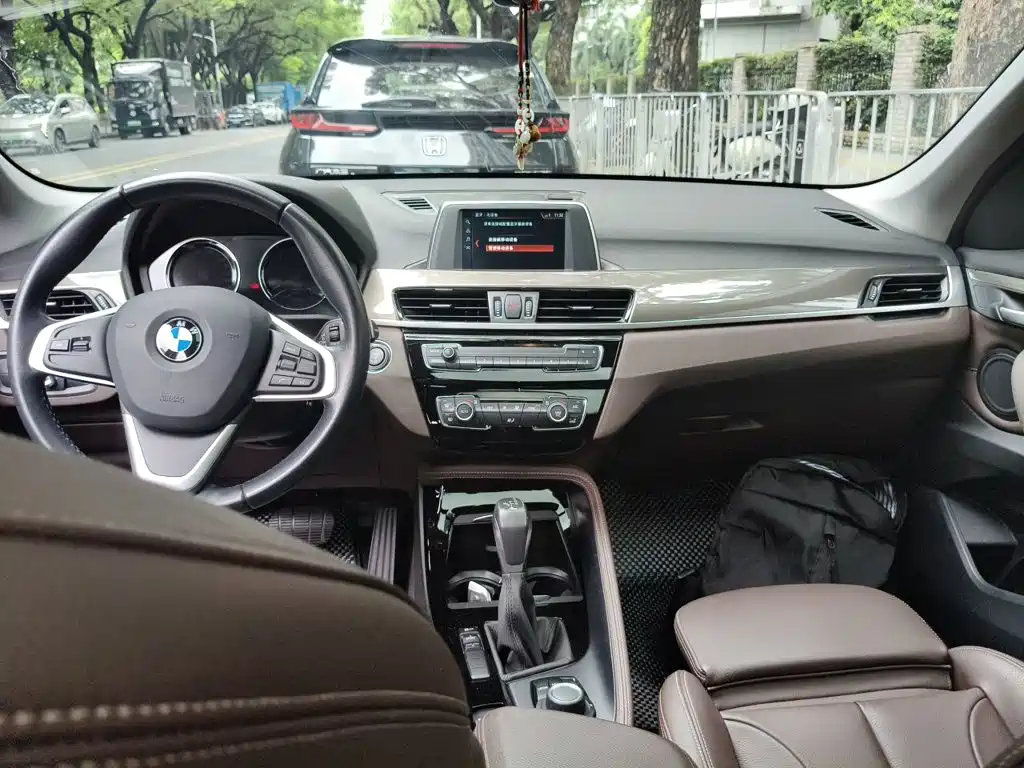 BMW X1 — миниатюра 13
