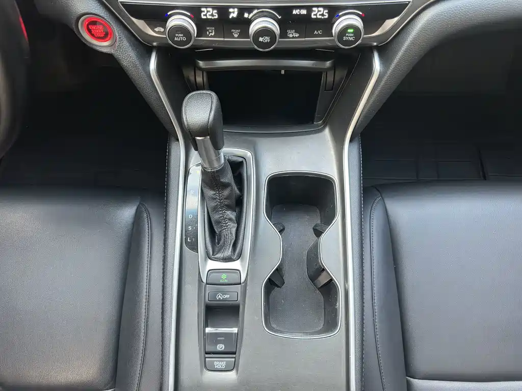 Honda Accord — миниатюра 16