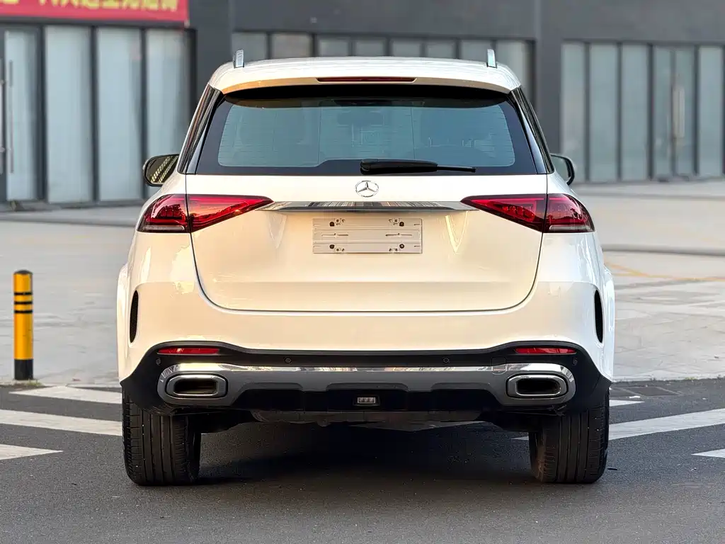 Mercedes-Benz GLE (Import) — миниатюра 8