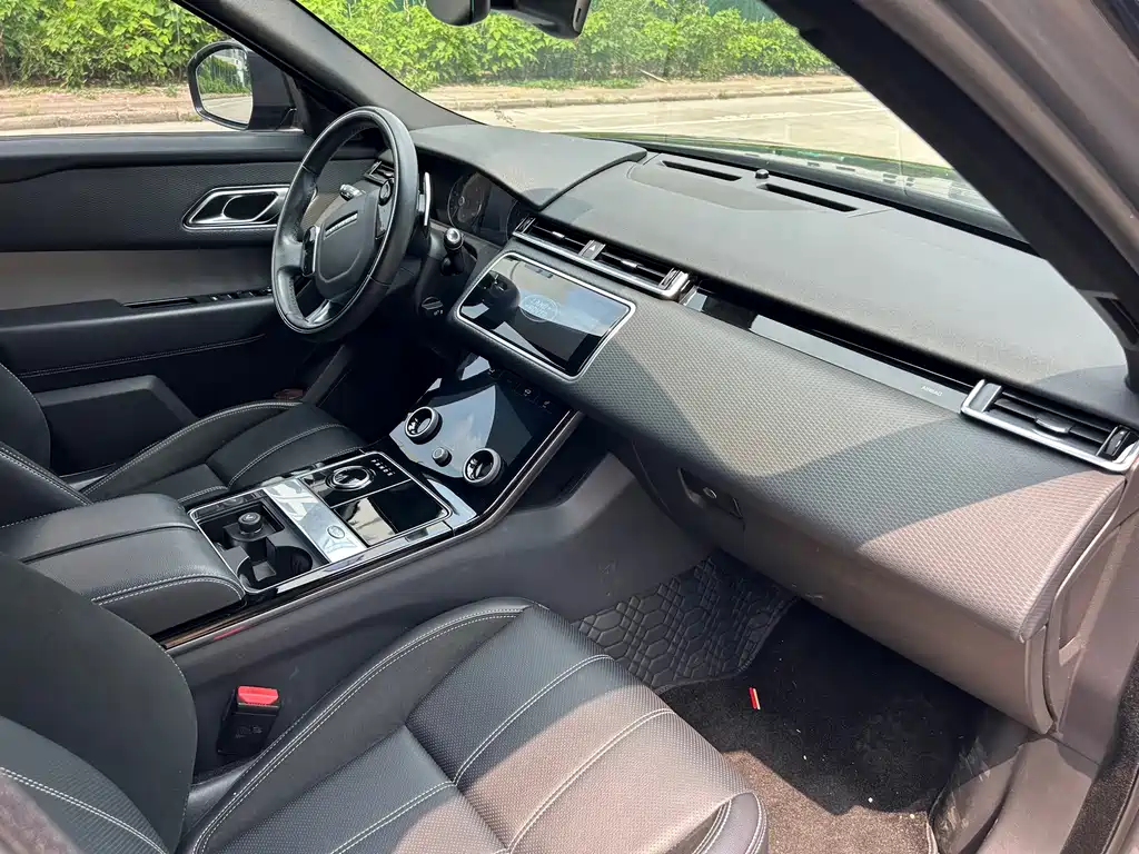 Land Rover Velar — миниатюра 13