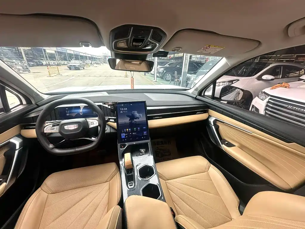Geely Boyue L — миниатюра 6
