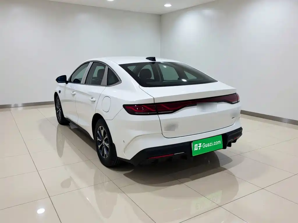 BYD Qin L — миниатюра 4