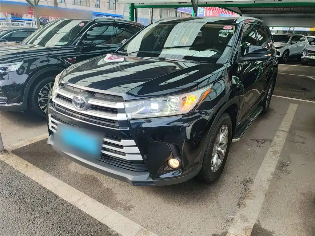 Toyota Highlander 2020