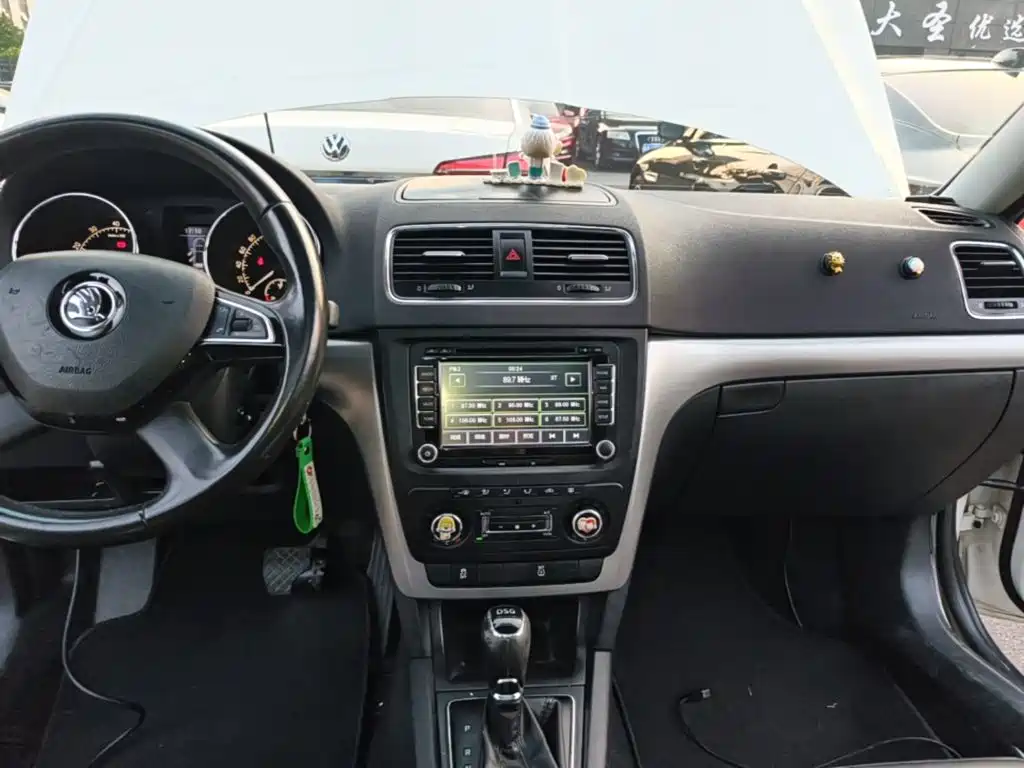 Skoda Yeti — миниатюра 13