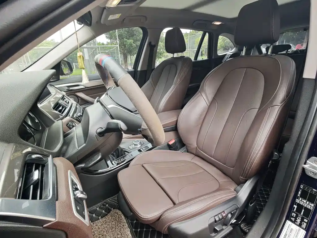 BMW X1 — миниатюра 8