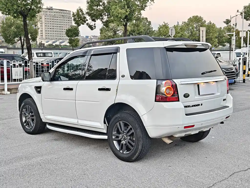 Land Rover Freelander 2 — миниатюра 10