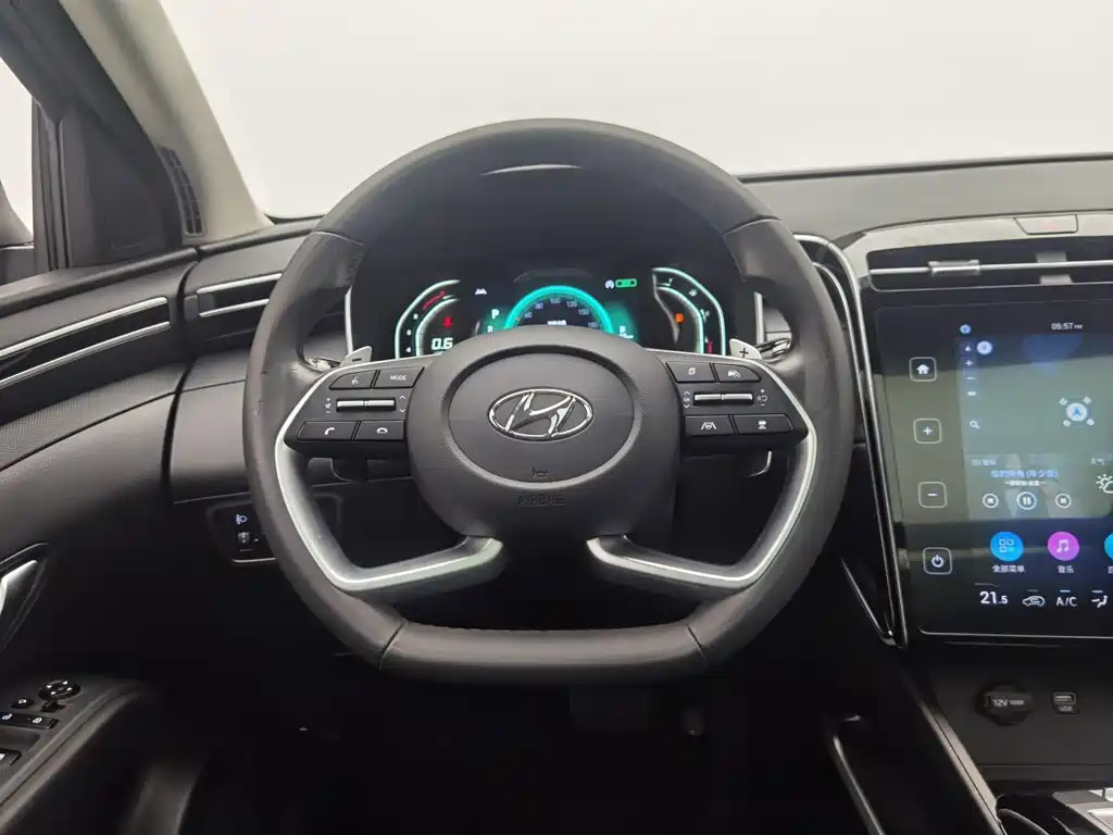 Hyundai Tucson — миниатюра 11