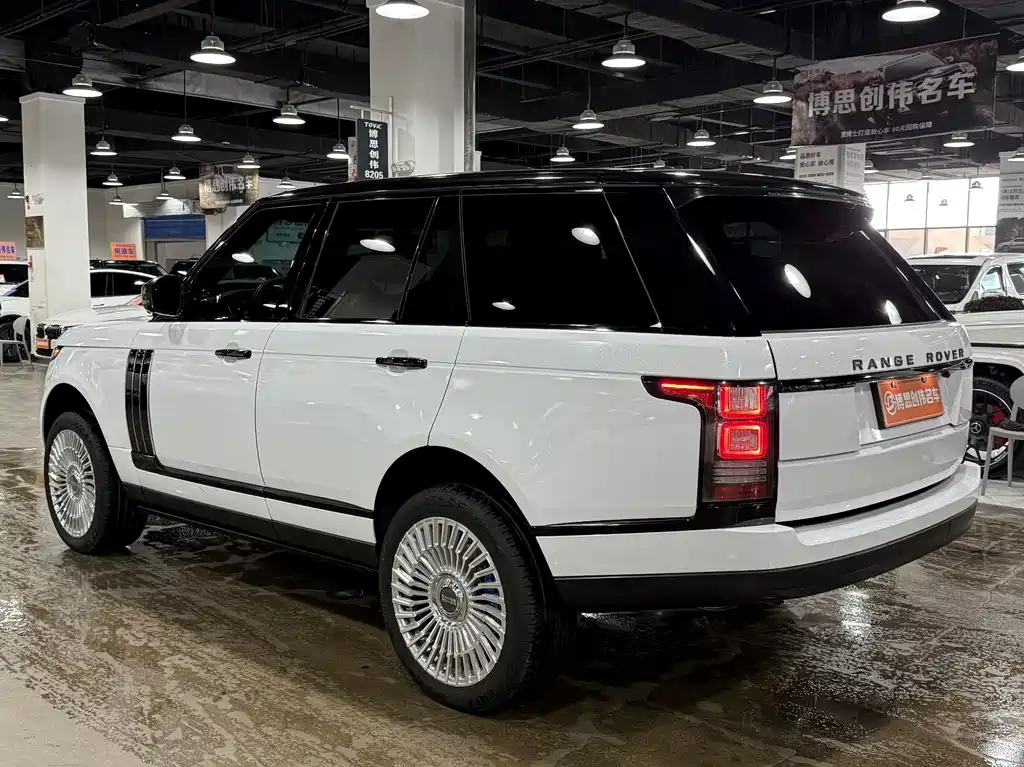Land Rover Range Rover — миниатюра 7