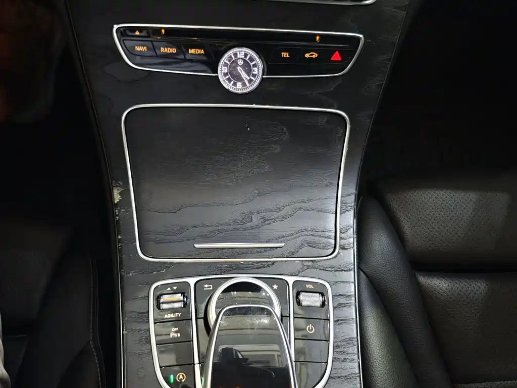 Mercedes-Benz C-Class — миниатюра 17